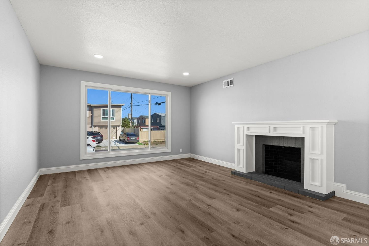 Detail Gallery Image 7 of 34 For 15 Shelbourne Ave, Daly City,  CA 94015 - 4 Beds | 2 Baths