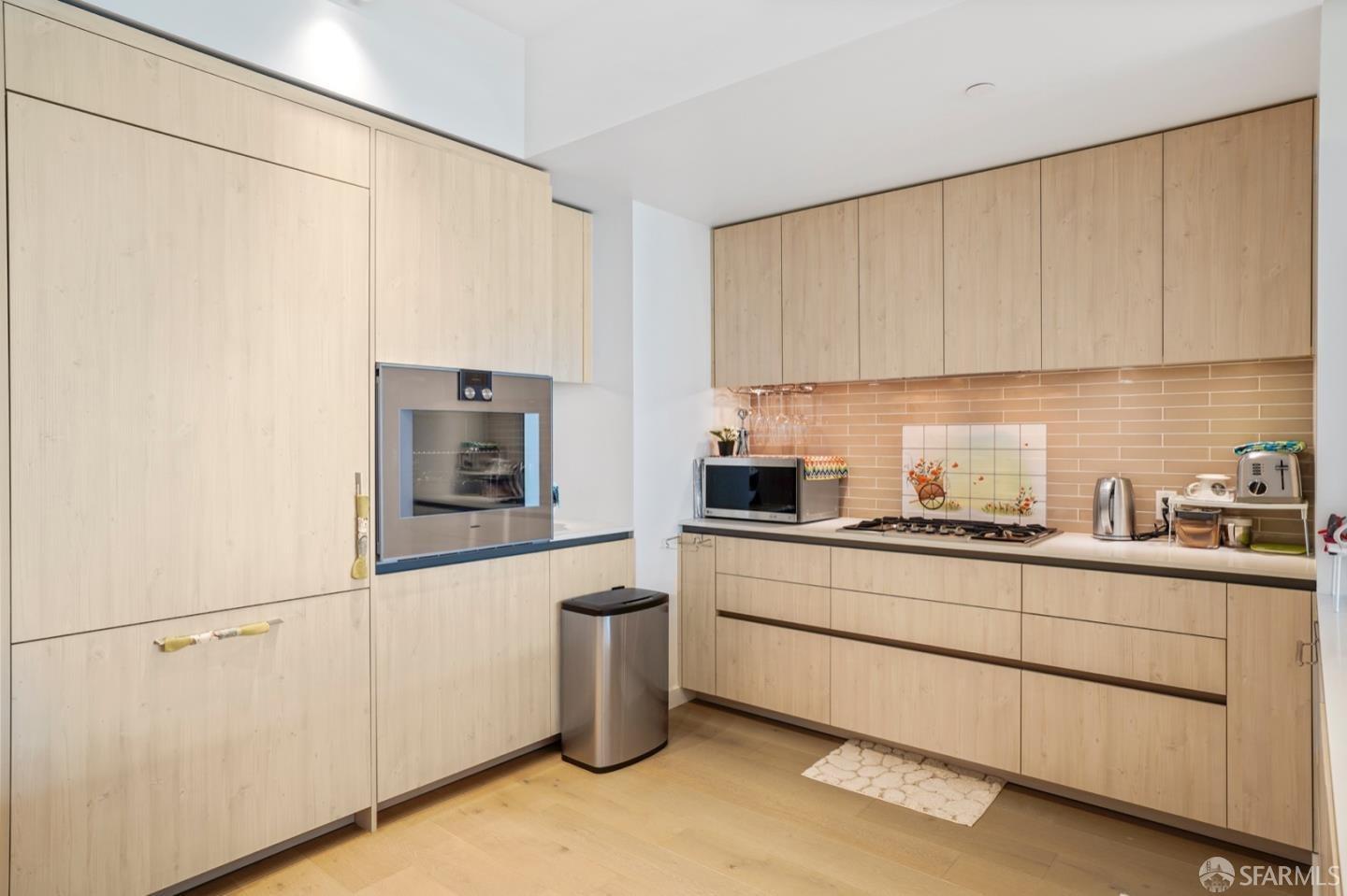 Detail Gallery Image 5 of 18 For 1000 3rd St #302,  San Francisco,  CA 94158 - 2 Beds | 2 Baths