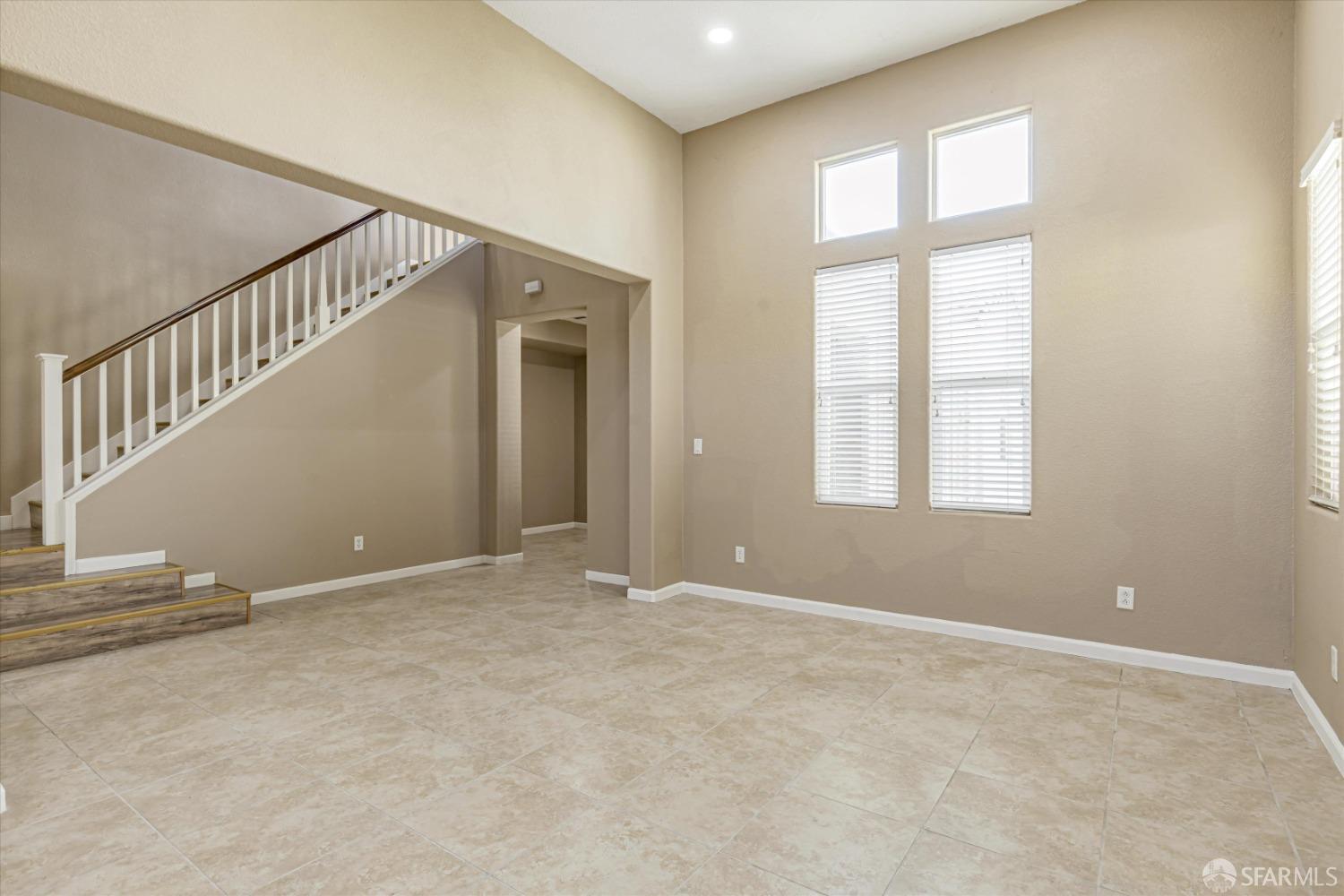 Detail Gallery Image 6 of 47 For 4615 Le Conte Cir, Antioch,  CA 94531 - 4 Beds | 3/1 Baths