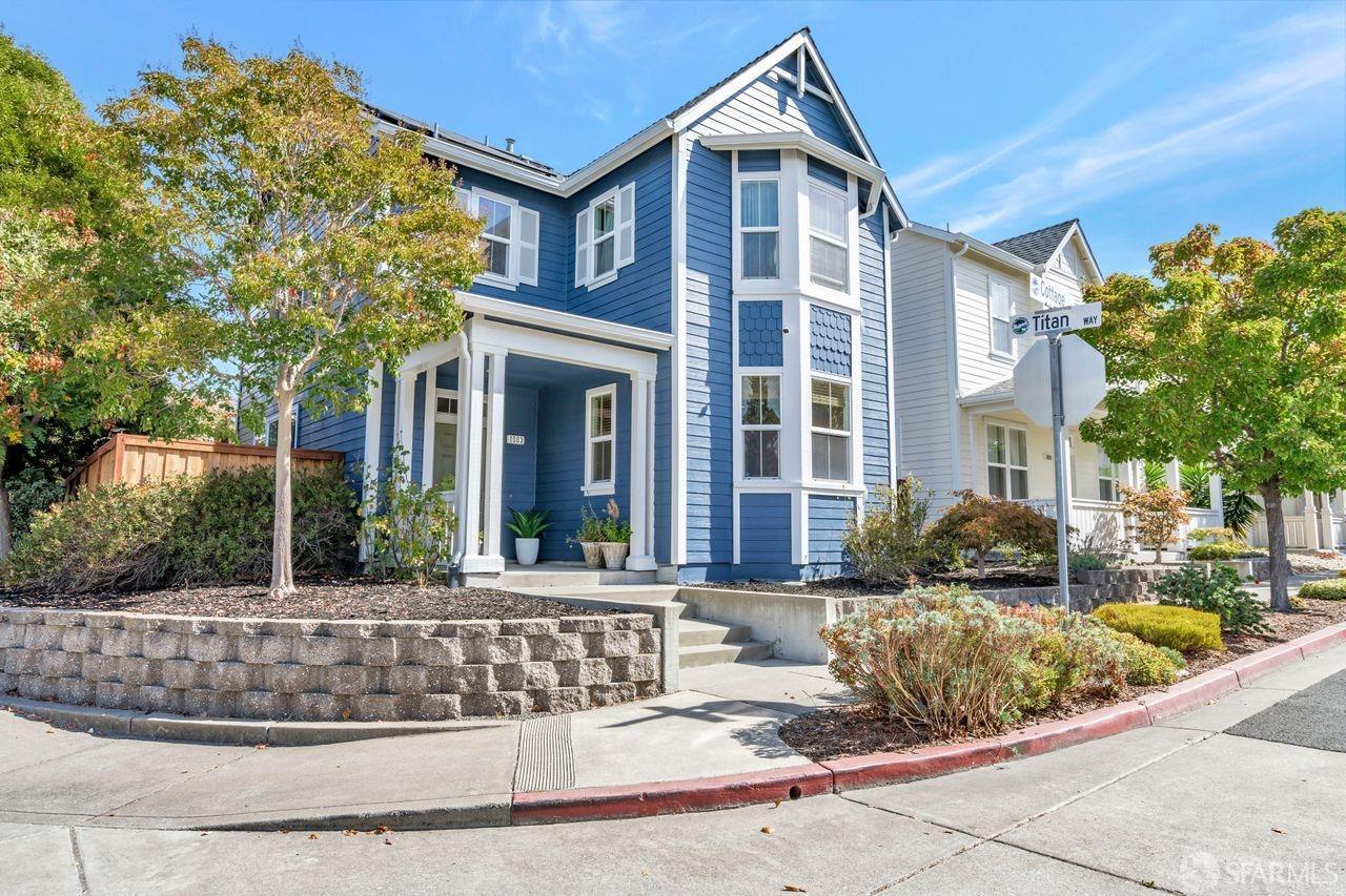 Detail Gallery Image 1 of 1 For 1003 Cottage Ln, Hercules,  CA 94547 - 3 Beds | 2/1 Baths