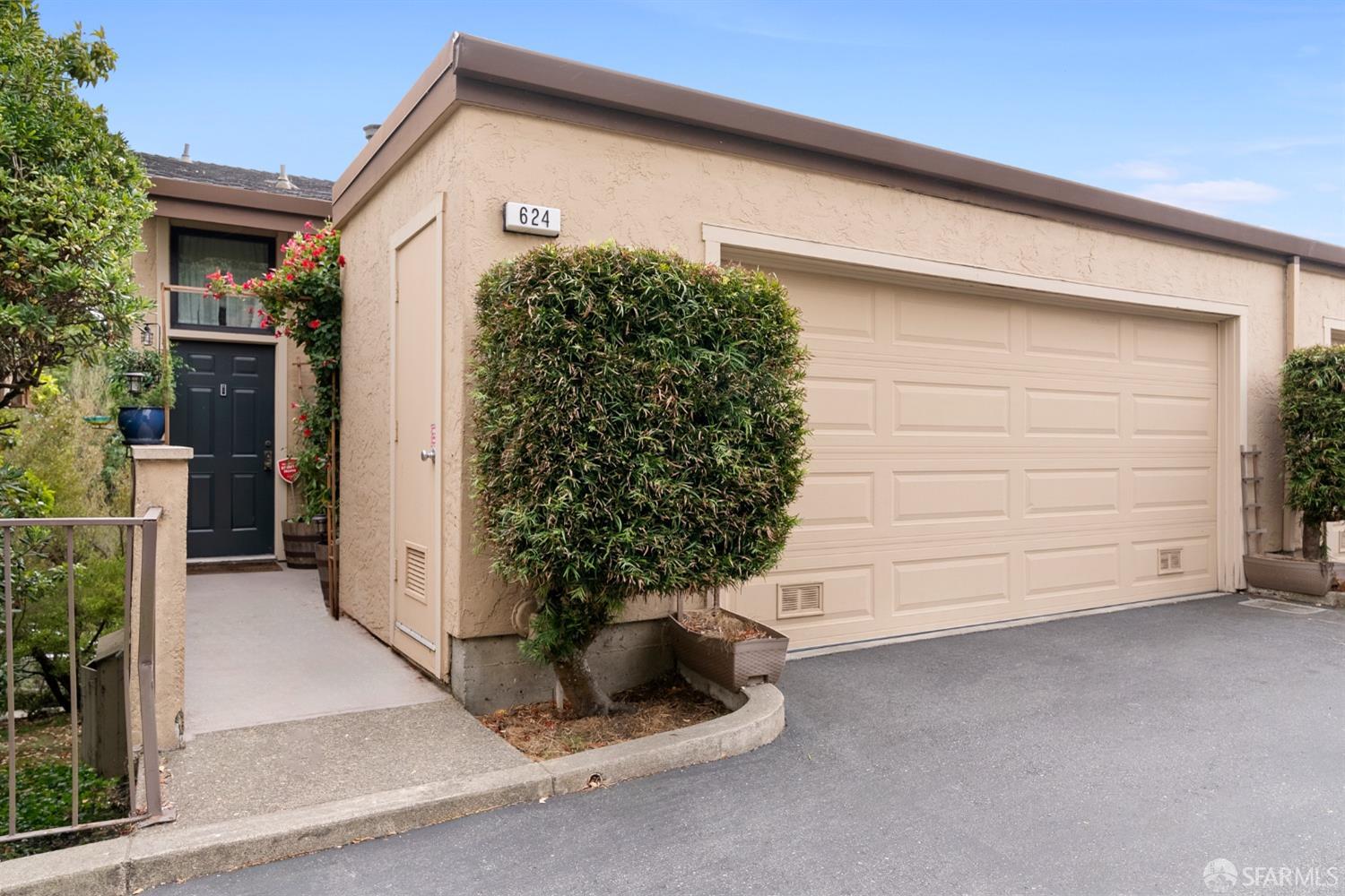 Detail Gallery Image 1 of 1 For 624 Stonegate Dr, South San Francisco,  CA 94080 - 2 Beds | 1/1 Baths