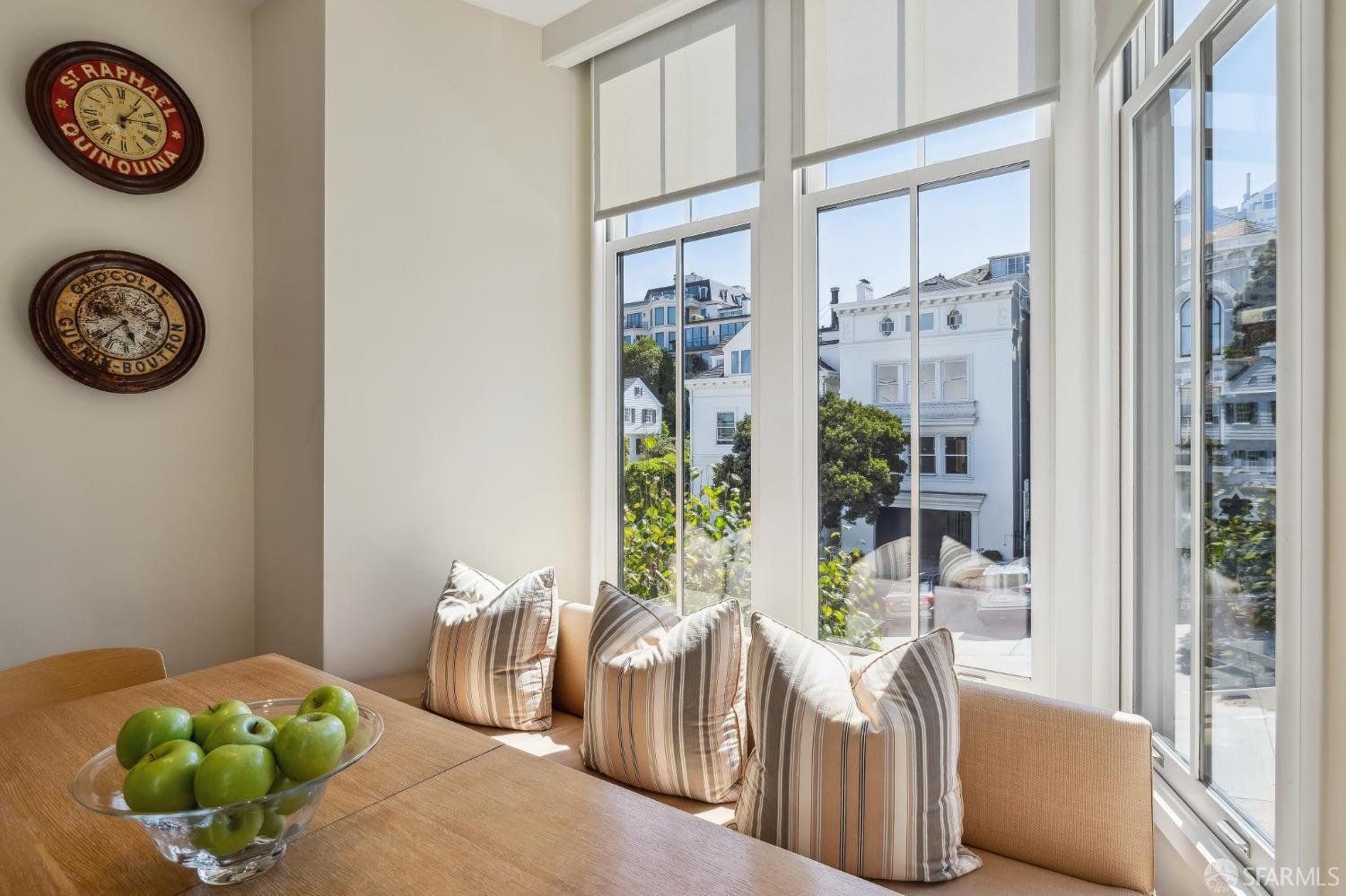 Detail Gallery Image 31 of 67 For 2512 Broadway St, San Francisco,  CA 94115 - 3 Beds | 3/1 Baths