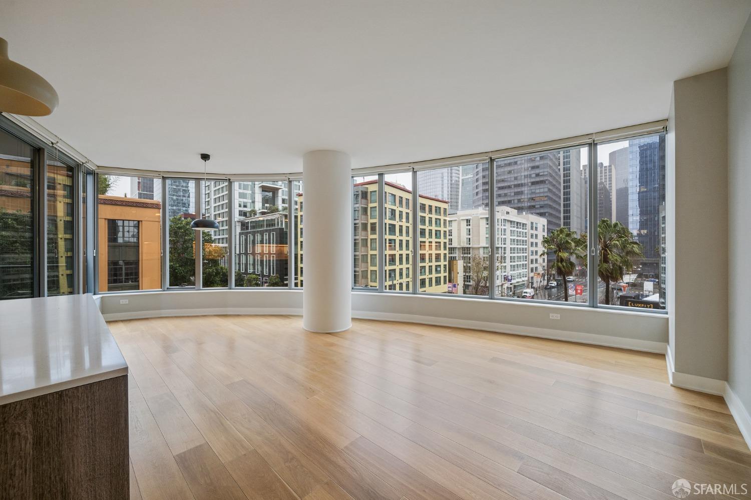 Detail Gallery Image 5 of 43 For 201 Folsom St 7a,  San Francisco,  CA 94105 - 2 Beds | 2 Baths