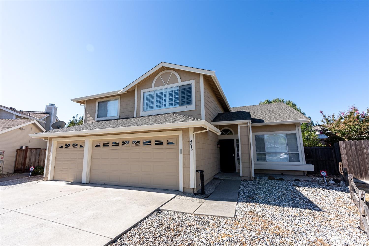 Detail Gallery Image 1 of 55 For 4619 Silvercrest Ct, Antioch,  CA 94531 - 5 Beds | 3 Baths