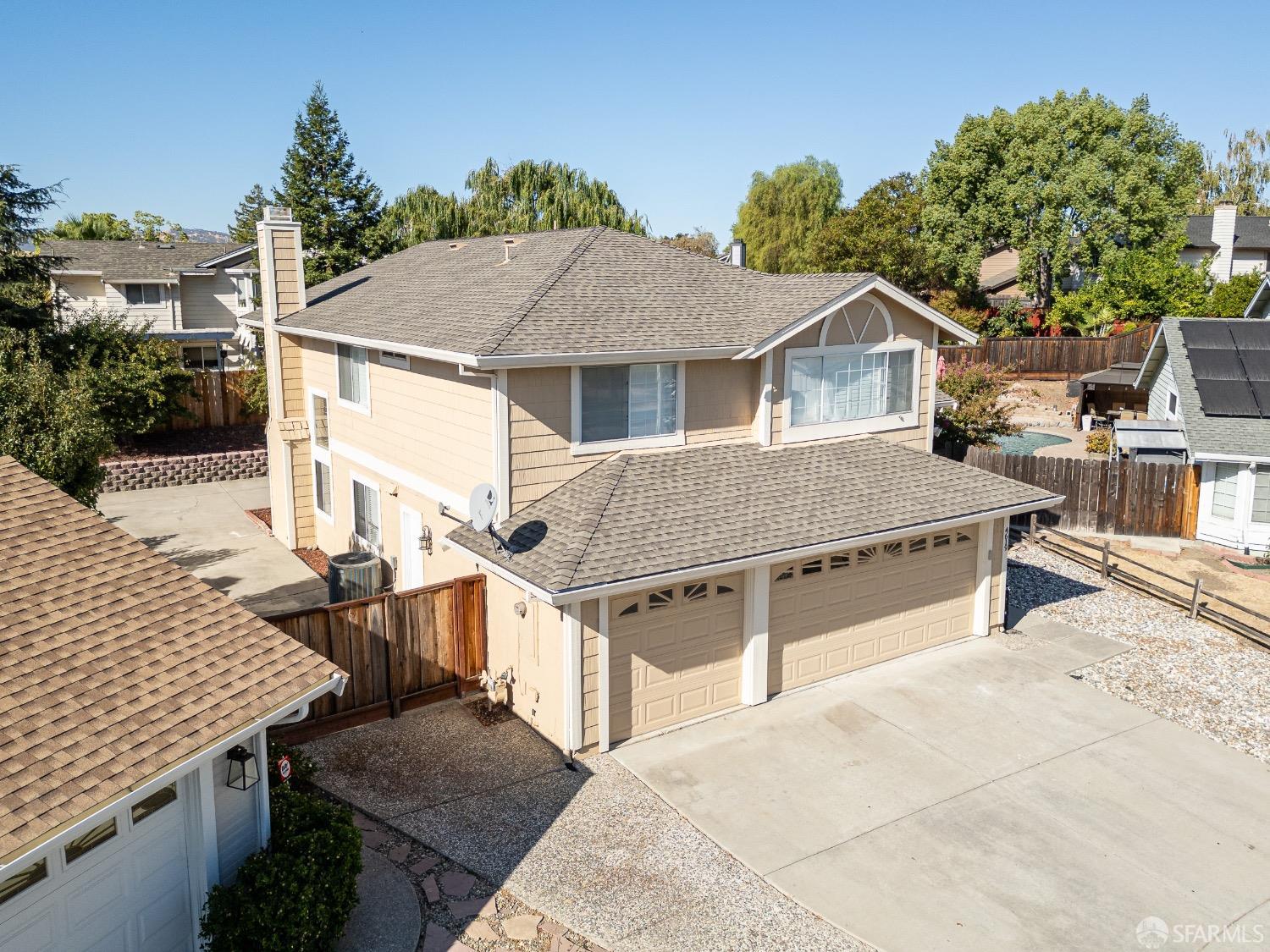 Detail Gallery Image 3 of 55 For 4619 Silvercrest Ct, Antioch,  CA 94531 - 5 Beds | 3 Baths