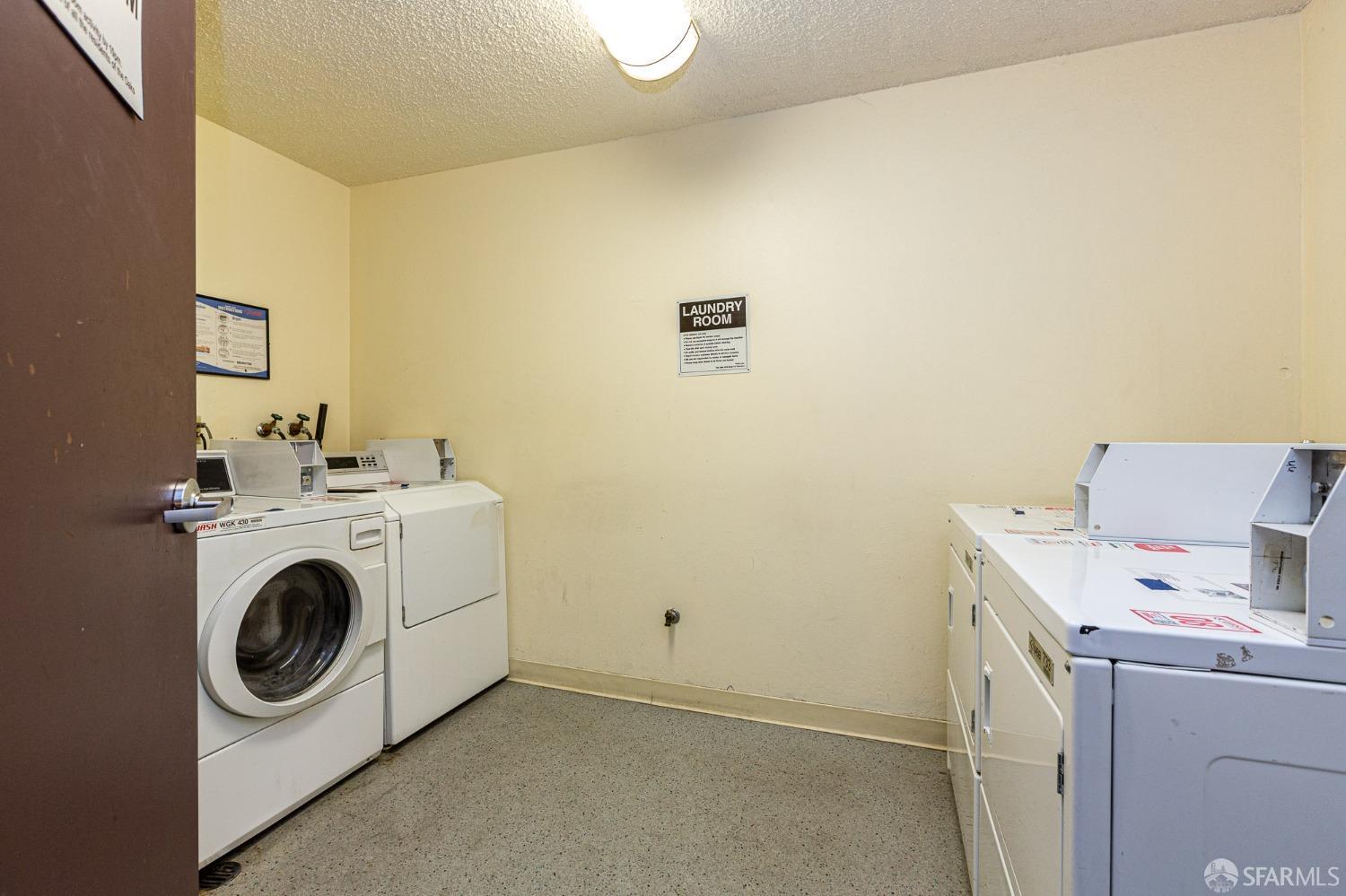 Detail Gallery Image 16 of 26 For 150 Pearl St #222,  Oakland,  CA 94611 - 1 Beds | 1 Baths