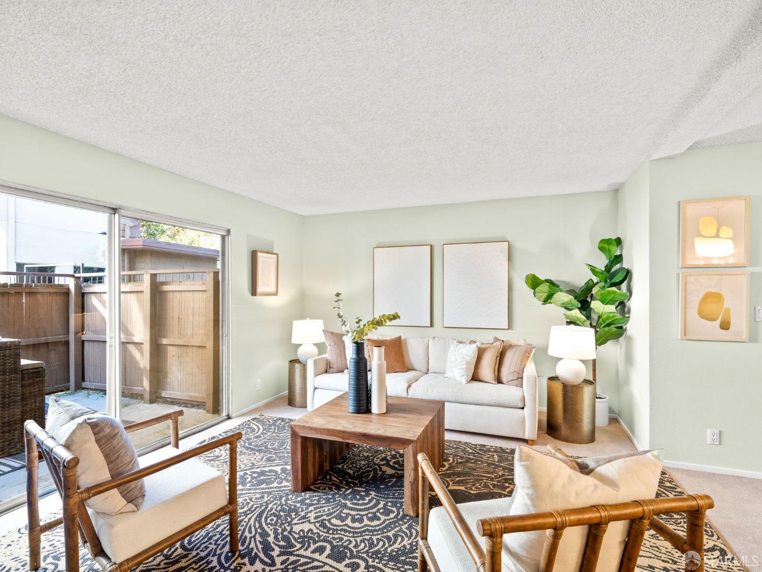 Detail Gallery Image 1 of 29 For 1305 Webster St #C100,  Alameda,  CA 94501 - 2 Beds | 1 Baths