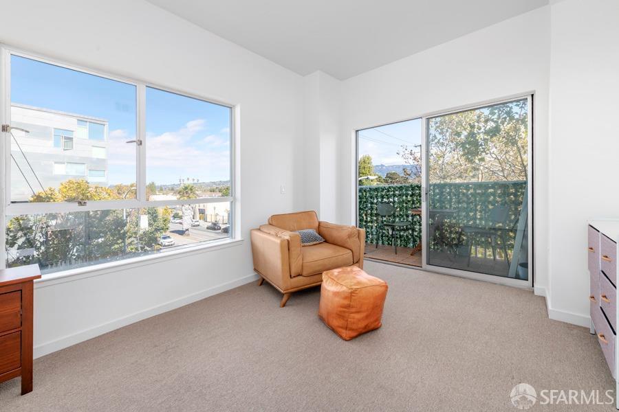 Detail Gallery Image 13 of 25 For 6465 San Pablo Ave #3-3,  Oakland,  CA 94608 - 2 Beds | 2 Baths