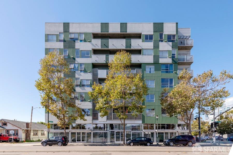 Detail Gallery Image 20 of 25 For 6465 San Pablo Ave #3-3,  Oakland,  CA 94608 - 2 Beds | 2 Baths