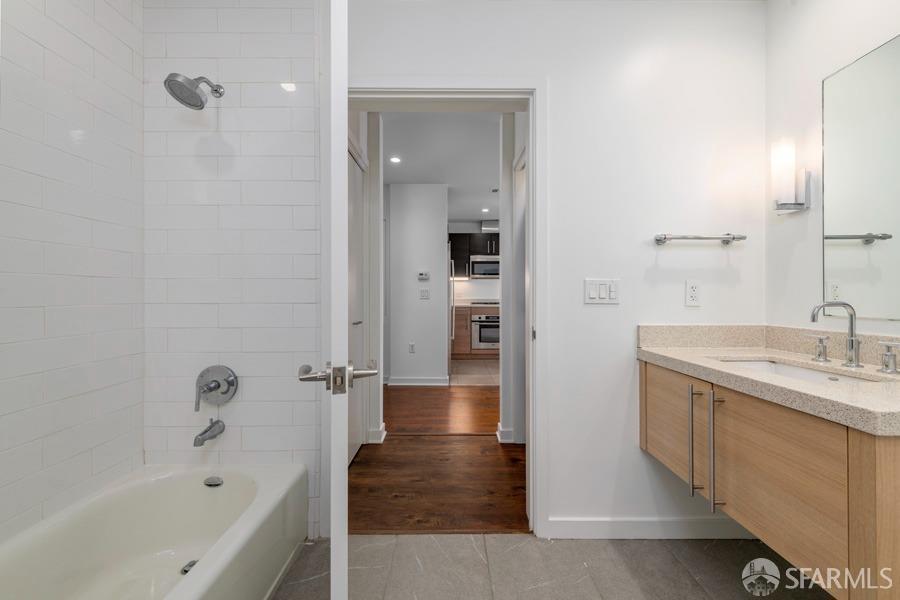 Detail Gallery Image 14 of 25 For 6465 San Pablo Ave #3-3,  Oakland,  CA 94608 - 2 Beds | 2 Baths