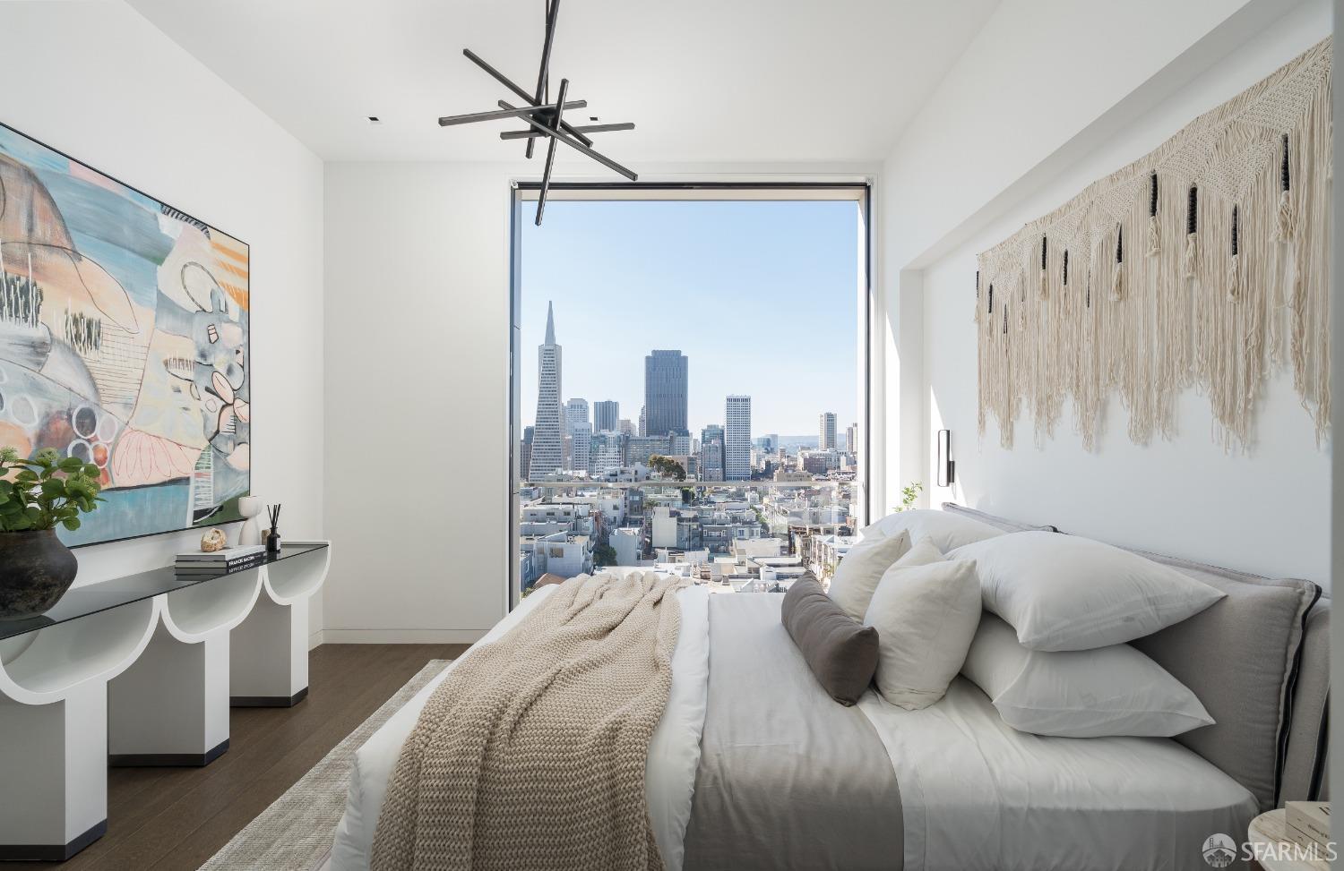 Detail Gallery Image 5 of 25 For 117 Telegraph Hill Blvd, San Francisco,  CA 94133 - 3 Beds | 4/2 Baths