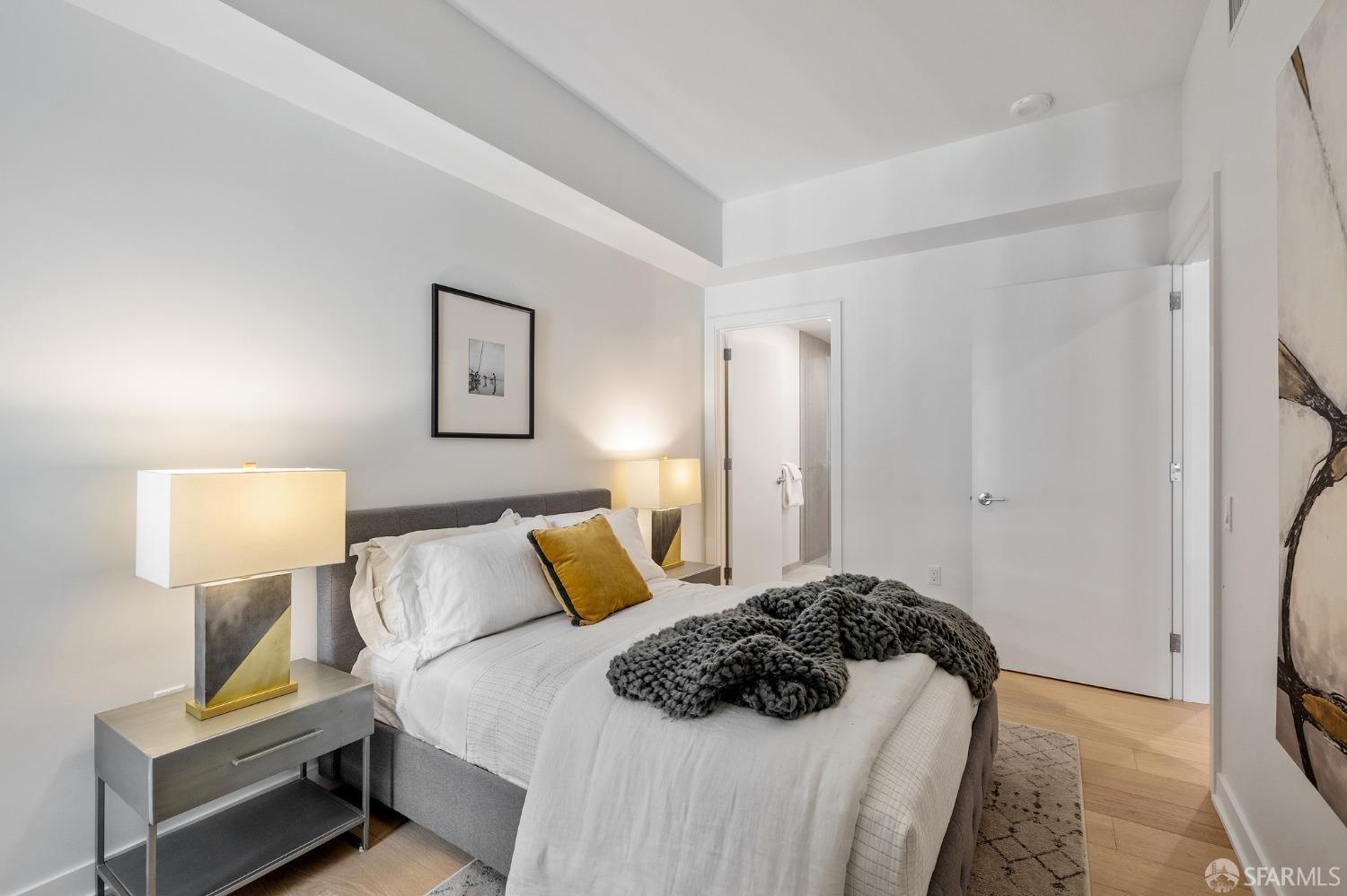 Detail Gallery Image 9 of 12 For 280 Spear St 4j,  San Francisco,  CA 94105 - 3 Beds | 2 Baths