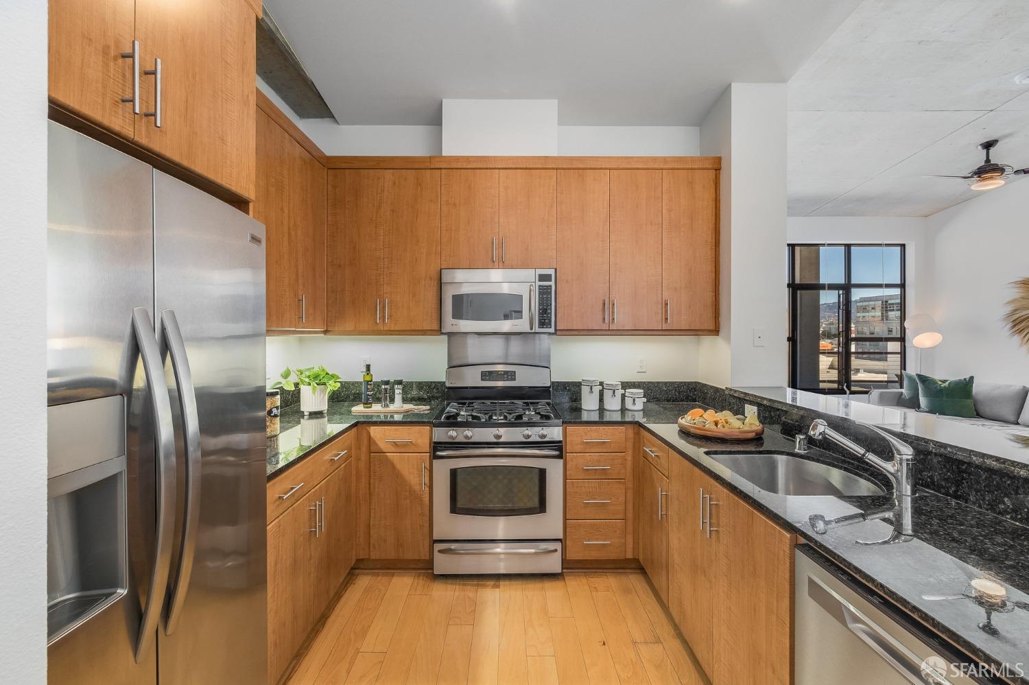 Detail Gallery Image 10 of 67 For 288 3rd St #603,  Oakland,  CA 94607 - 2 Beds | 2 Baths