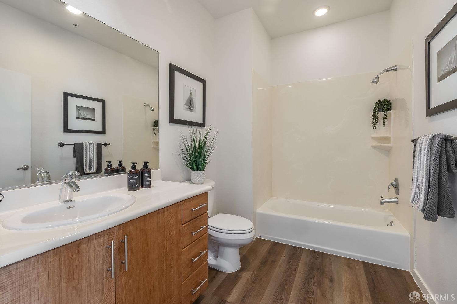 Detail Gallery Image 26 of 67 For 288 3rd St #603,  Oakland,  CA 94607 - 2 Beds | 2 Baths