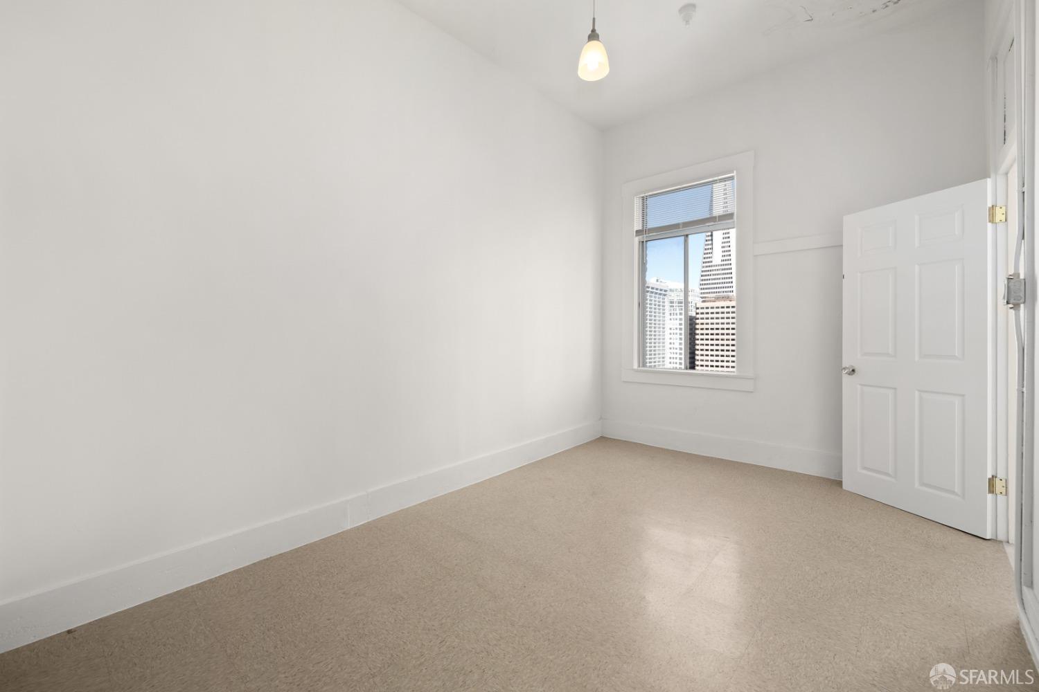 Detail Gallery Image 11 of 24 For 874 Sacramento St #42,  San Francisco,  CA 94108 - 4 Beds | 1 Baths