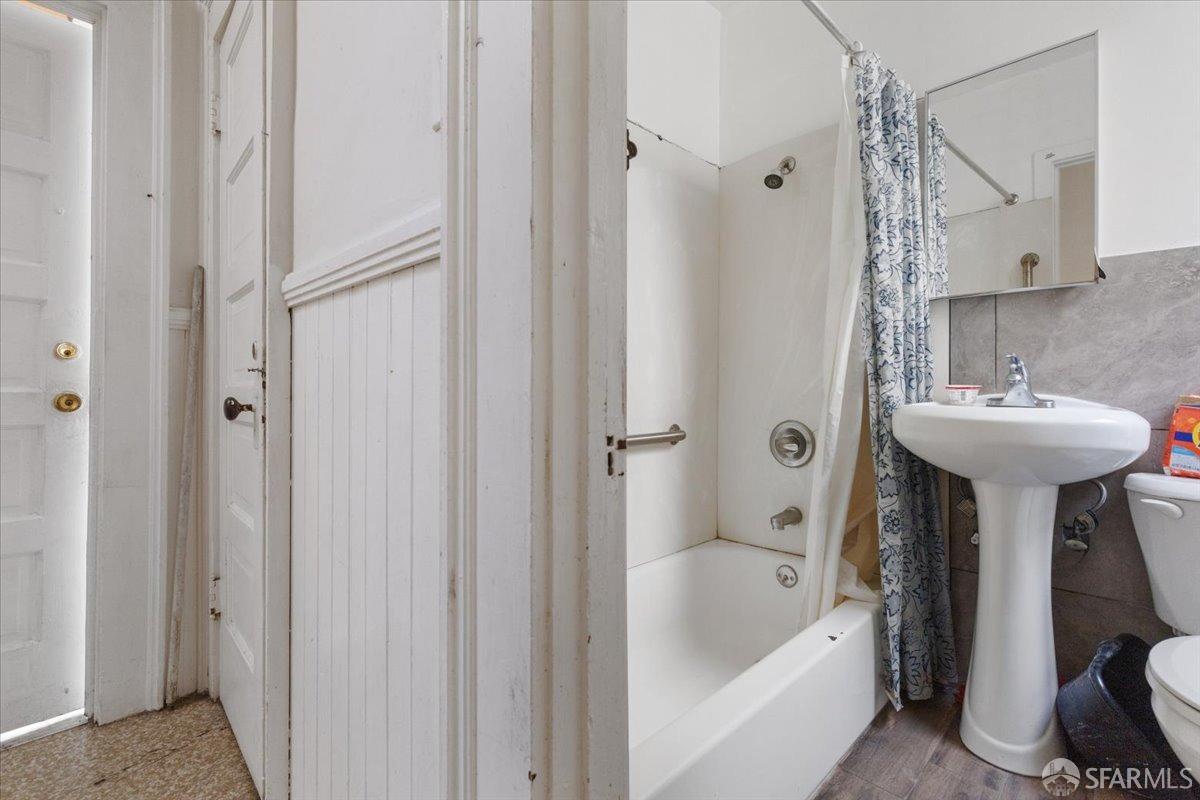 Detail Gallery Image 14 of 39 For 1329 Grant Ave #1327,  San Francisco,  CA 94133 - – Beds | – Baths