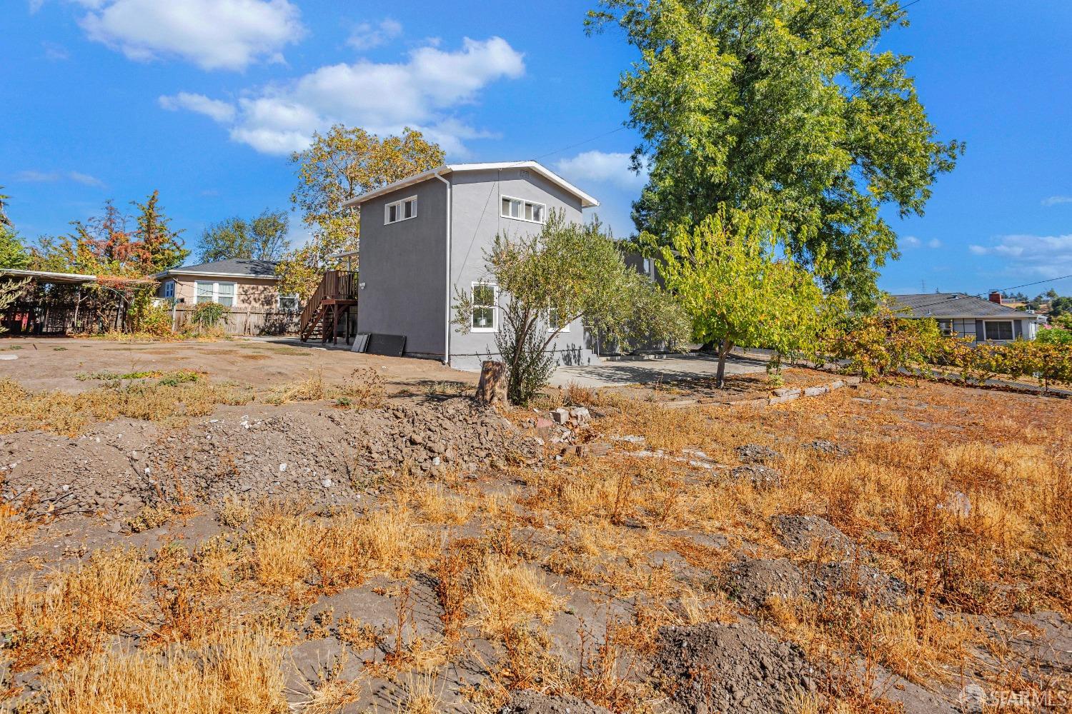 Detail Gallery Image 33 of 40 For 803 Vine Ave, Martinez,  CA 94553 - 4 Beds | 2 Baths