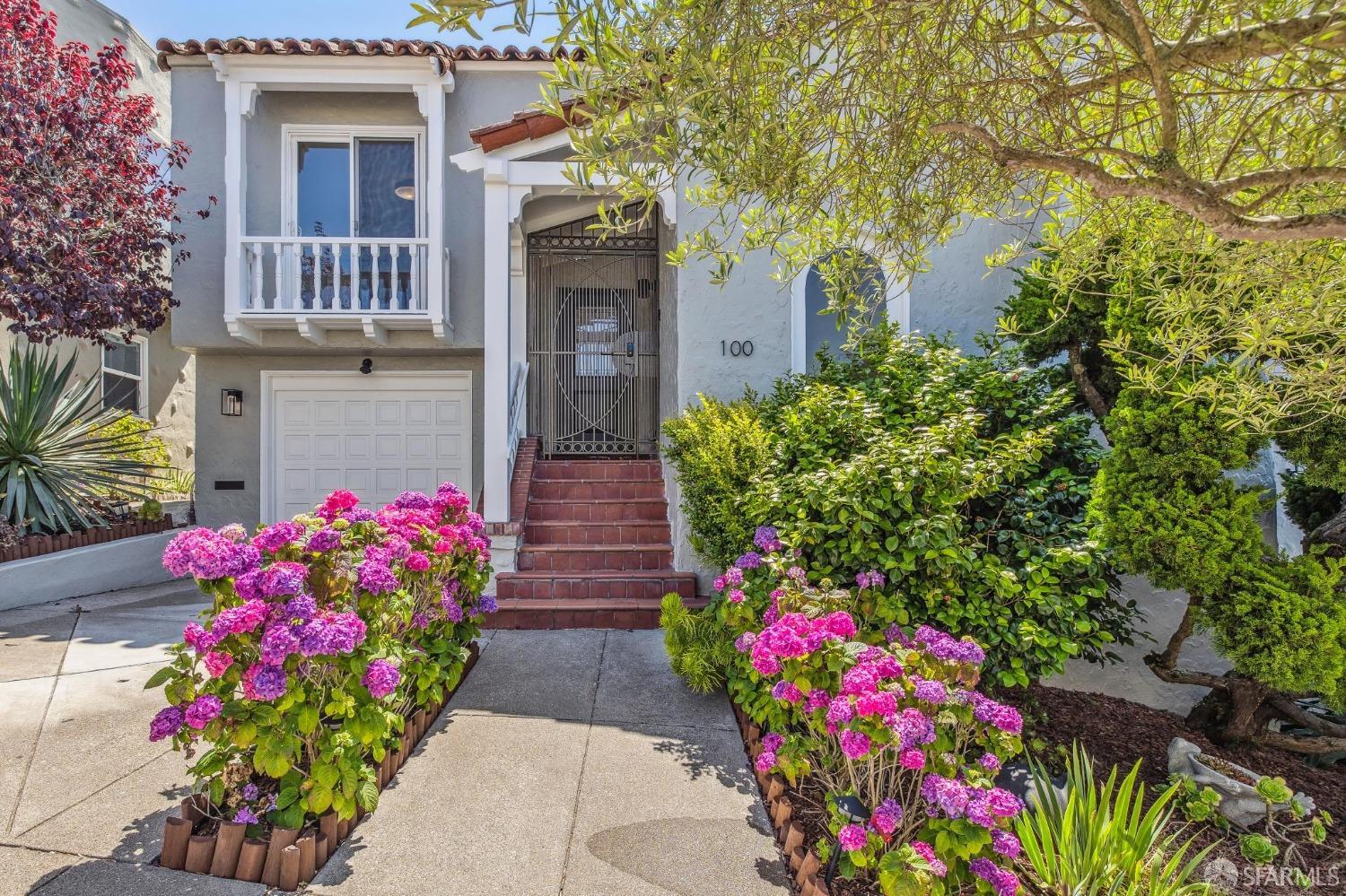 Detail Gallery Image 3 of 71 For 100 Pinehurst Way, San Francisco,  CA 94127 - 5 Beds | 4/1 Baths