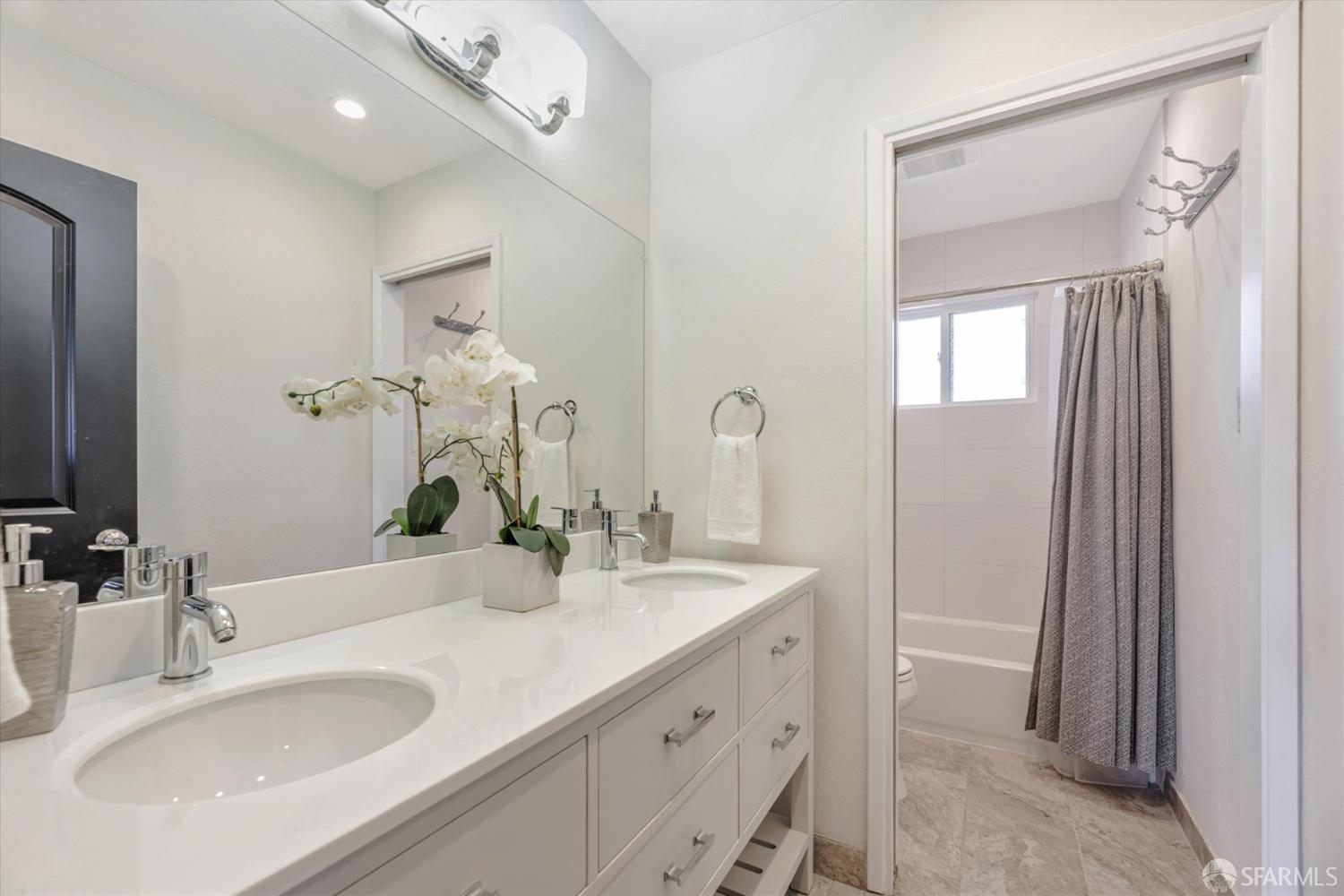 Detail Gallery Image 20 of 33 For 871 Silvia Ct, Pacifica,  CA 94044 - 4 Beds | 2/1 Baths