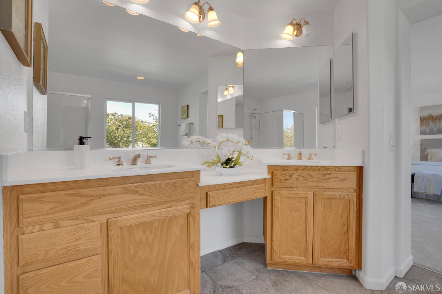 Detail Gallery Image 33 of 48 For 1889 Tioga Pass Way, Antioch,  CA 94531 - 5 Beds | 2/1 Baths