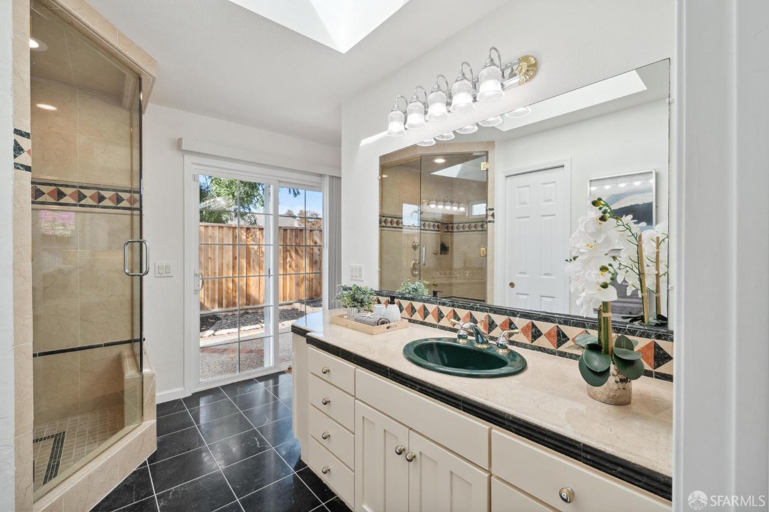 Detail Gallery Image 23 of 49 For 1015 Wilsham Dr, San Jose,  CA 95132 - 4 Beds | 2 Baths