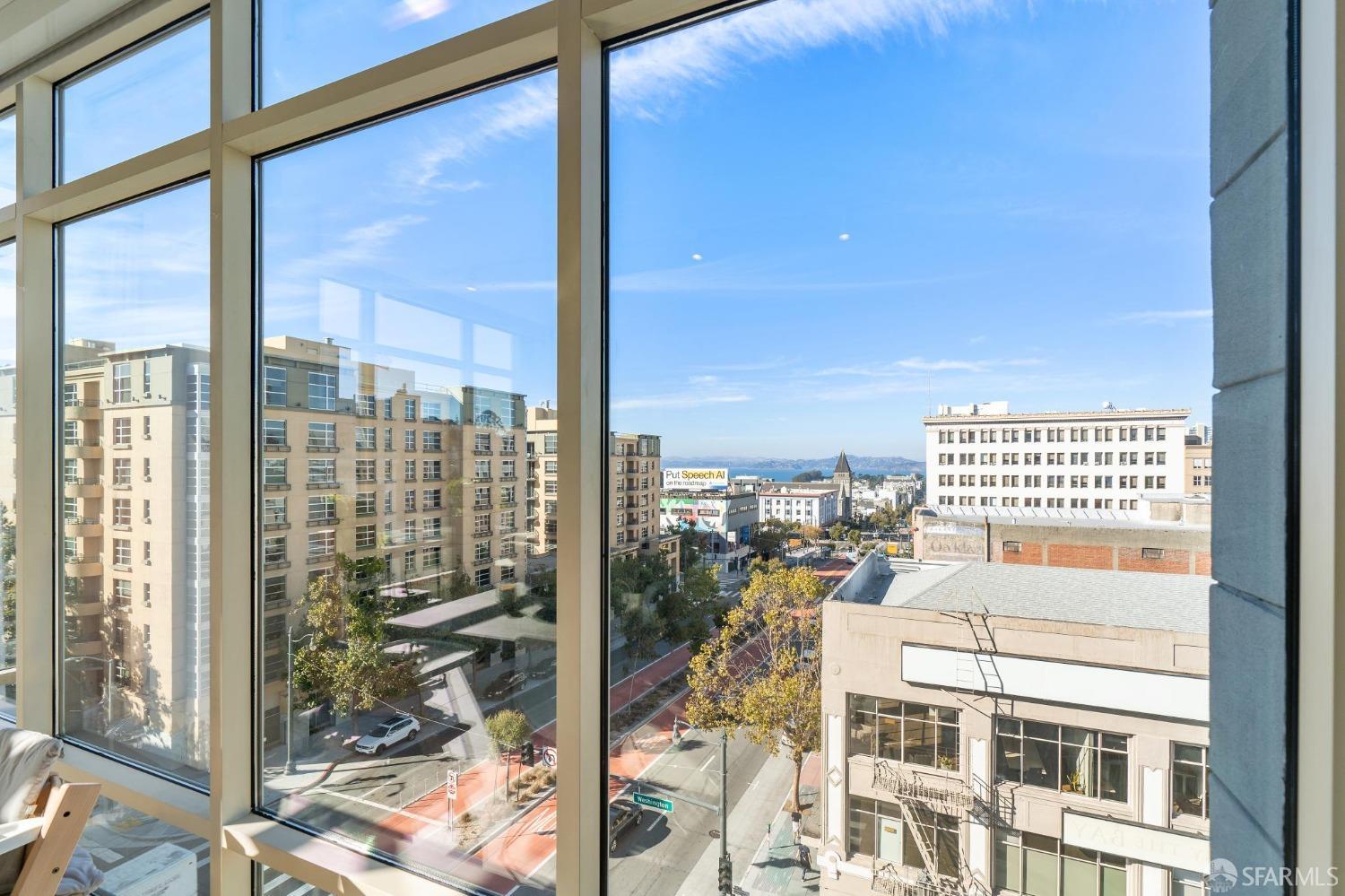 Detail Gallery Image 4 of 34 For 1789 Washington St #702,  San Francisco,  CA 94109 - 2 Beds | 2 Baths