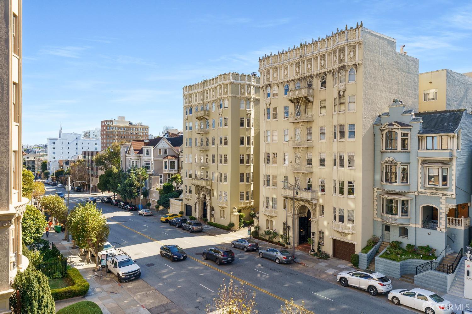 Detail Gallery Image 7 of 37 For 1998 Broadway St #807,  San Francisco,  CA 94109 - 2 Beds | 2 Baths