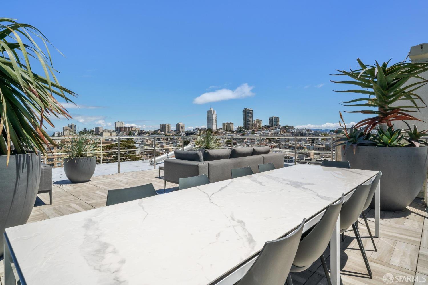 Detail Gallery Image 29 of 34 For 1789 Washington St #702,  San Francisco,  CA 94109 - 2 Beds | 2 Baths