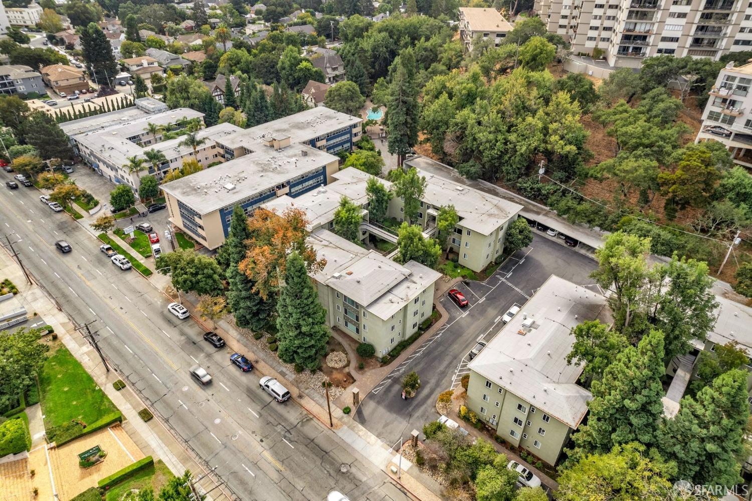 Detail Gallery Image 31 of 31 For 155 El Camino Real #35,  San Mateo,  CA 94401 - 2 Beds | 1 Baths