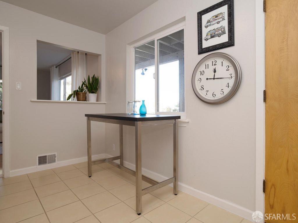 Detail Gallery Image 6 of 14 For 735 Dolores St #3,  San Francisco,  CA 94110 - 1 Beds | 1 Baths