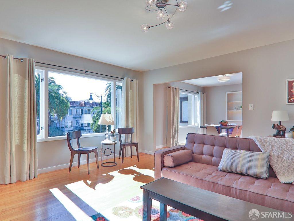 Detail Gallery Image 1 of 15 For 735 Dolores St #2,  San Francisco,  CA 94110 - 1 Beds | 1 Baths