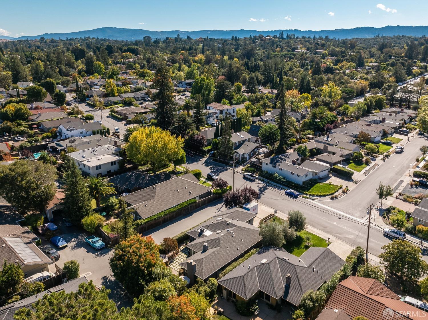 Detail Gallery Image 47 of 49 For 339 Cerrito Ave, Redwood City,  CA 94061 - 3 Beds | 2 Baths