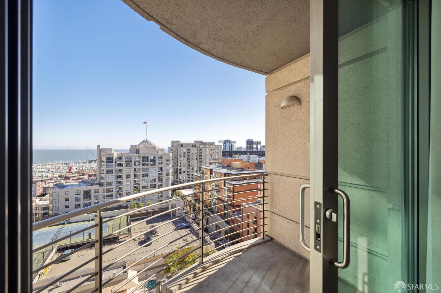 Detail Gallery Image 22 of 62 For 239 Brannan St 12j,  San Francisco,  CA 94107 - 2 Beds | 2 Baths