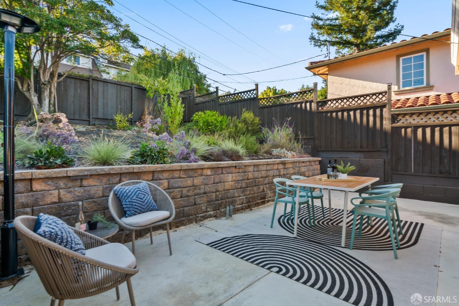 Detail Gallery Image 29 of 57 For 125 Linda Vis, Millbrae,  CA 94030 - 2 Beds | 1/1 Baths