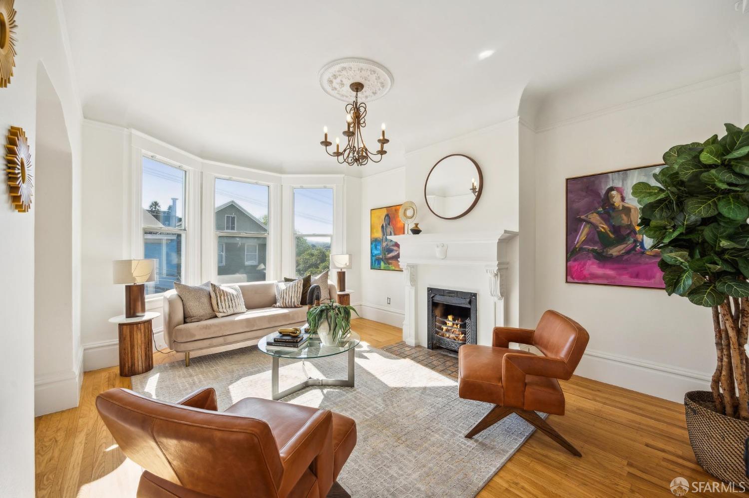 Detail Gallery Image 1 of 36 For 1180 De Haro St #B,  San Francisco,  CA 94107 - 2 Beds | 1/1 Baths