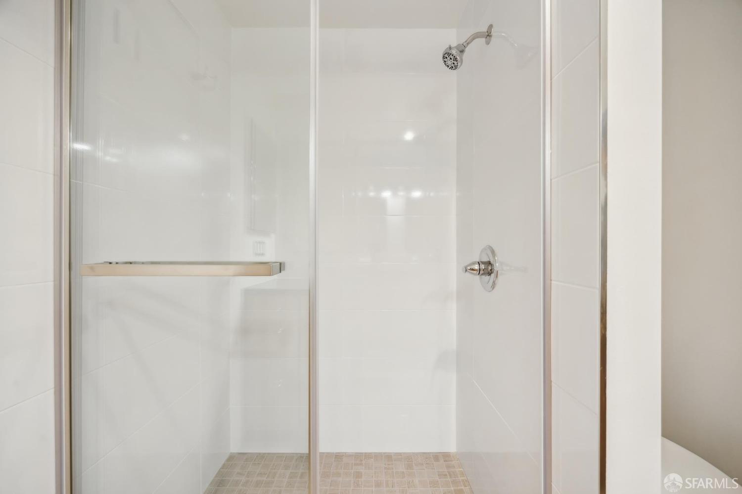 Detail Gallery Image 27 of 46 For 601 Van Ness Ave #17,  San Francisco,  CA 94102 - 2 Beds | 2 Baths