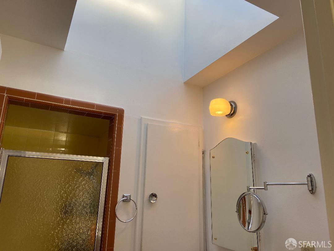 Detail Gallery Image 16 of 29 For 11 Gloria Ct, San Francisco,  CA 94112 - 3 Beds | 2 Baths