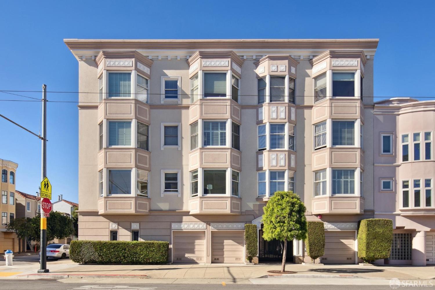 Detail Gallery Image 1 of 1 For 3701 Divisadero St #203,  San Francisco,  CA 94123 - 1 Beds | 1 Baths