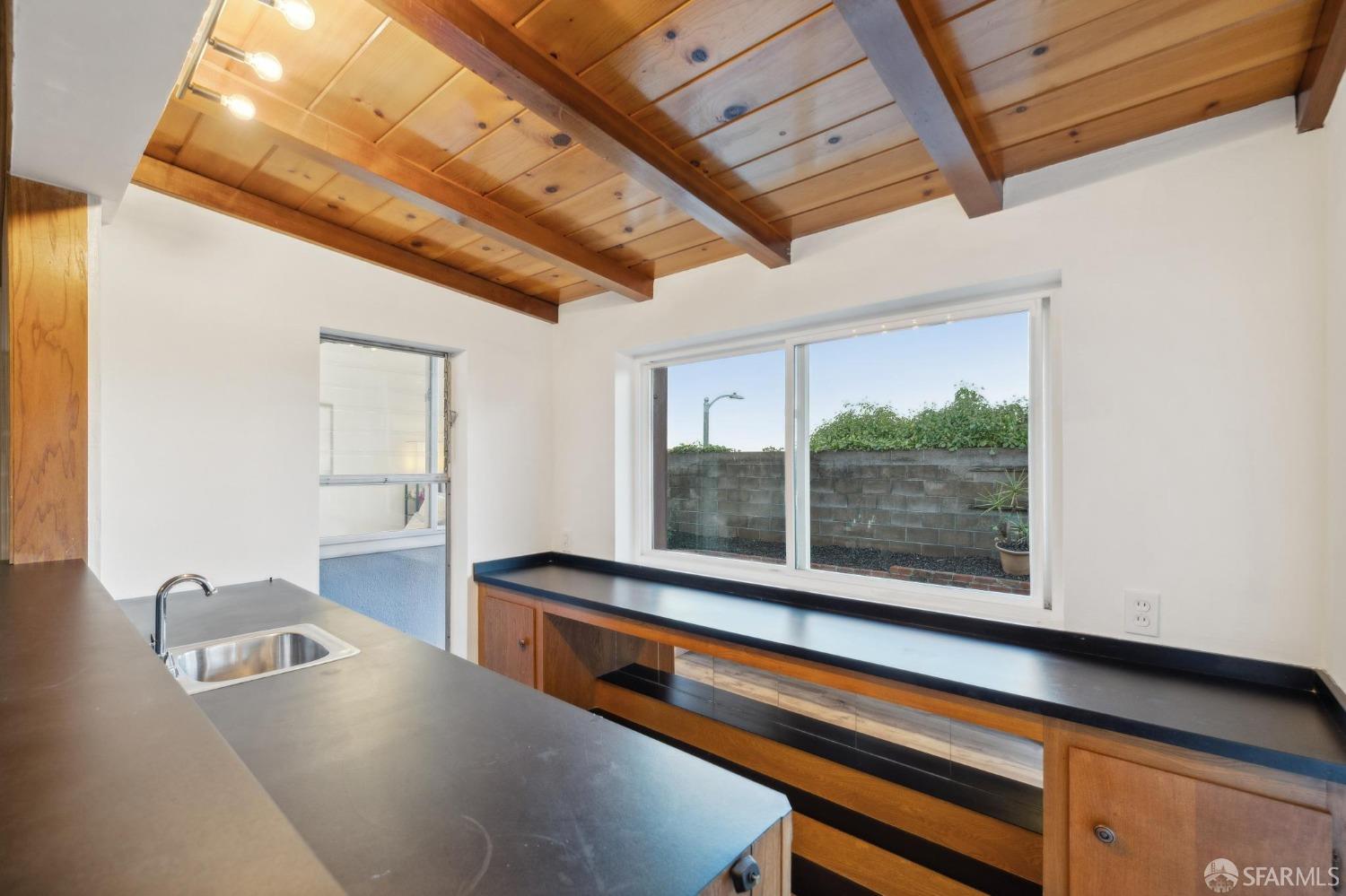 Detail Gallery Image 75 of 86 For 11 Sherwood Ct, San Francisco,  CA 94127 - 3 Beds | 2 Baths