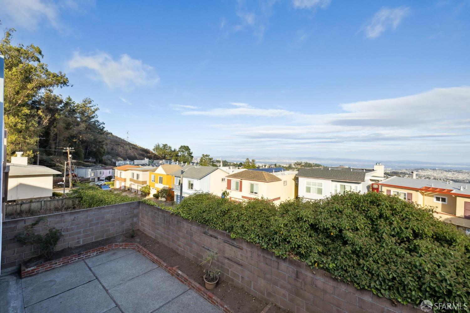 Detail Gallery Image 37 of 86 For 11 Sherwood Ct, San Francisco,  CA 94127 - 3 Beds | 2 Baths