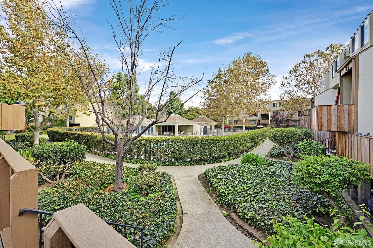 Detail Gallery Image 31 of 32 For 460 Auburn Way #2,  San Jose,  CA 95129 - 2 Beds | 1/1 Baths