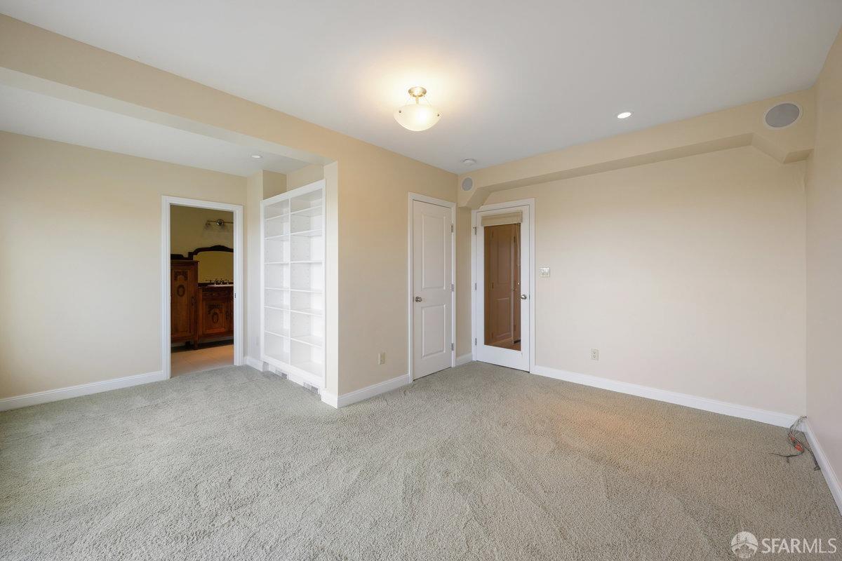 Detail Gallery Image 30 of 71 For 4390 Cesar Chavez St, San Francisco,  CA 94131 - 3 Beds | 2 Baths