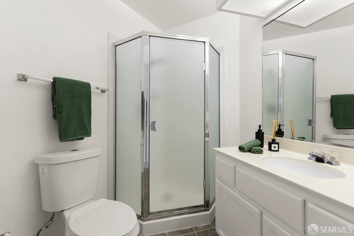 Detail Gallery Image 21 of 21 For 21314 Gary Dr #302,  Castro Valley,  CA 94546 - 2 Beds | 2 Baths