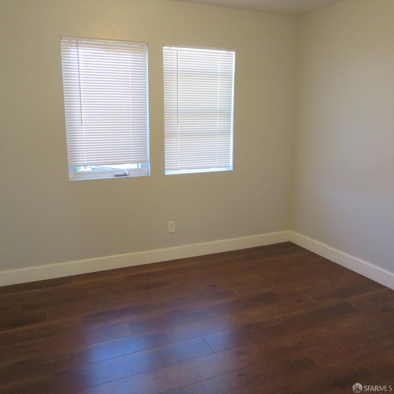 Detail Gallery Image 8 of 9 For 8850 Macarthur Blvd #8860,  Oakland,  CA 94605 - 4 Beds | 2/1 Baths