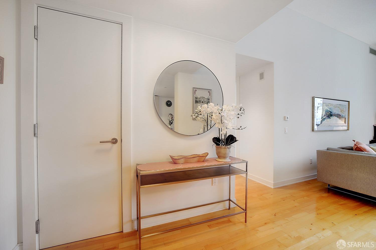 Detail Gallery Image 12 of 49 For 301 Mission St 25j,  San Francisco,  CA 94105 - 2 Beds | 2 Baths