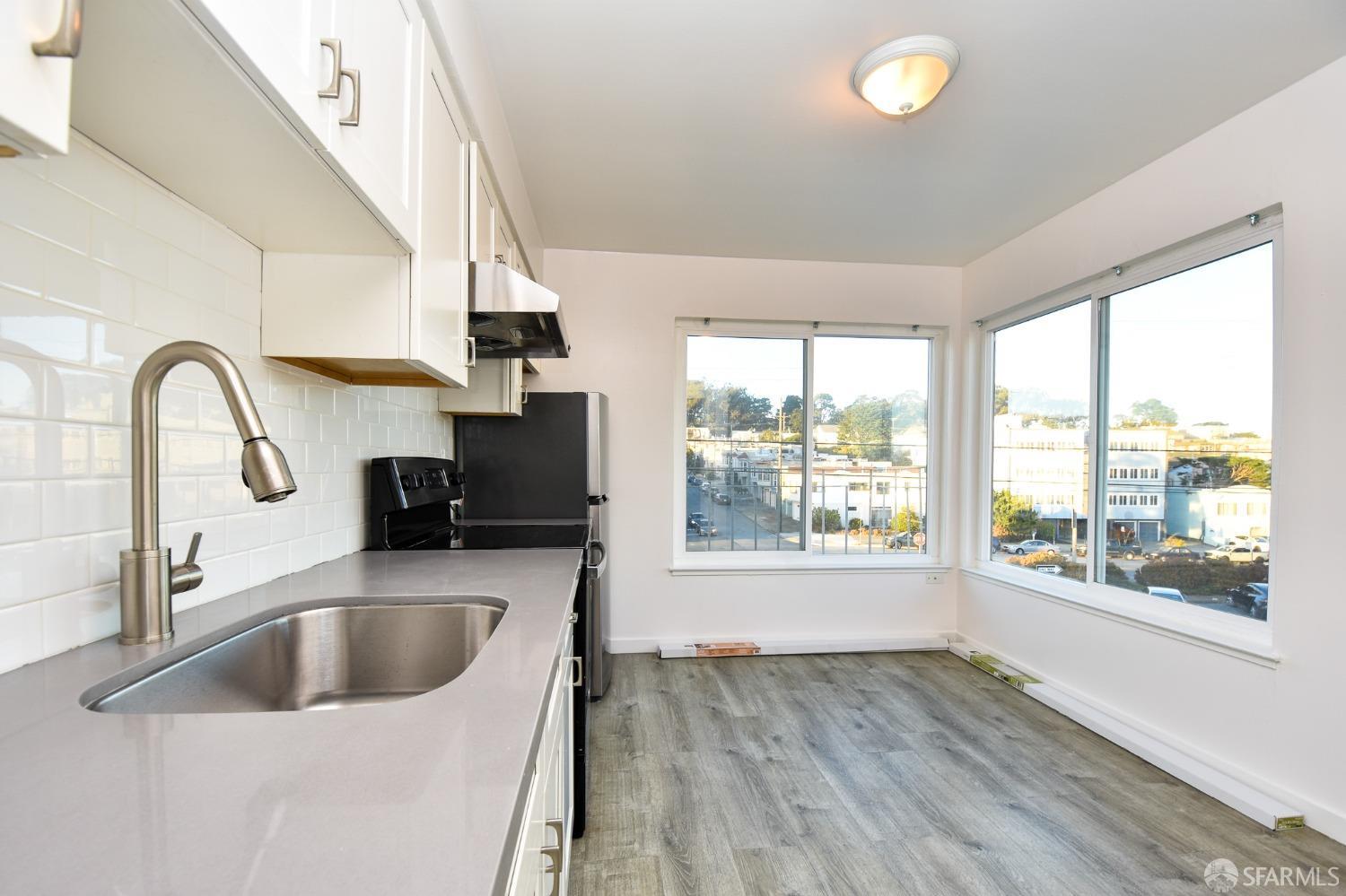 Detail Gallery Image 1 of 14 For 501 41st Ave #7,  San Francisco,  CA 94121 - 1 Beds | 1 Baths