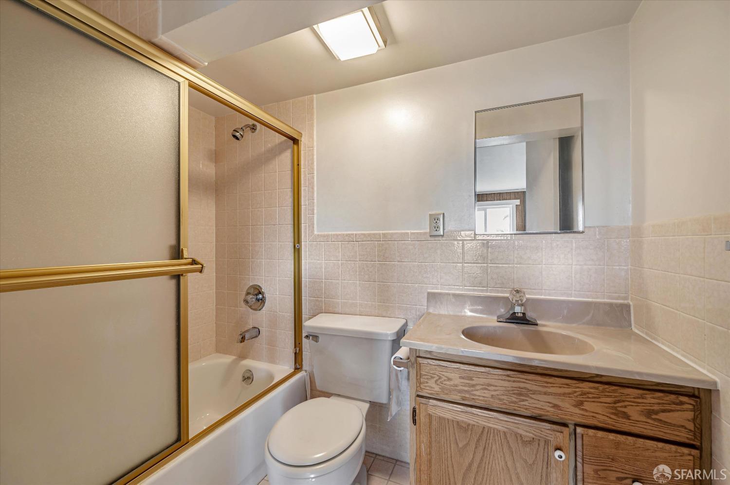 Detail Gallery Image 30 of 36 For 1715 E 40th Ave, San Francisco,  CA 94122 - 2 Beds | 2 Baths