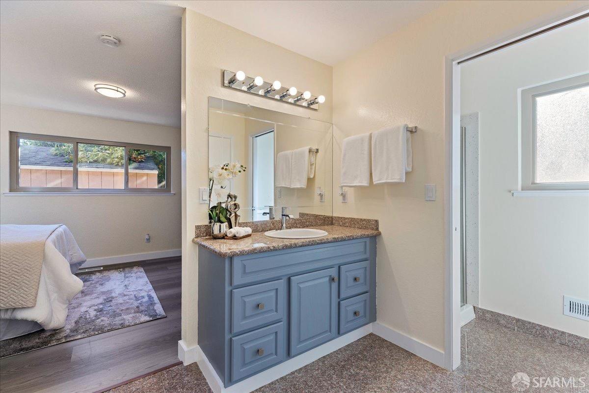 Detail Gallery Image 17 of 24 For 5 Kingswood Dr, Pittsburg,  CA 94565 - 4 Beds | 2 Baths