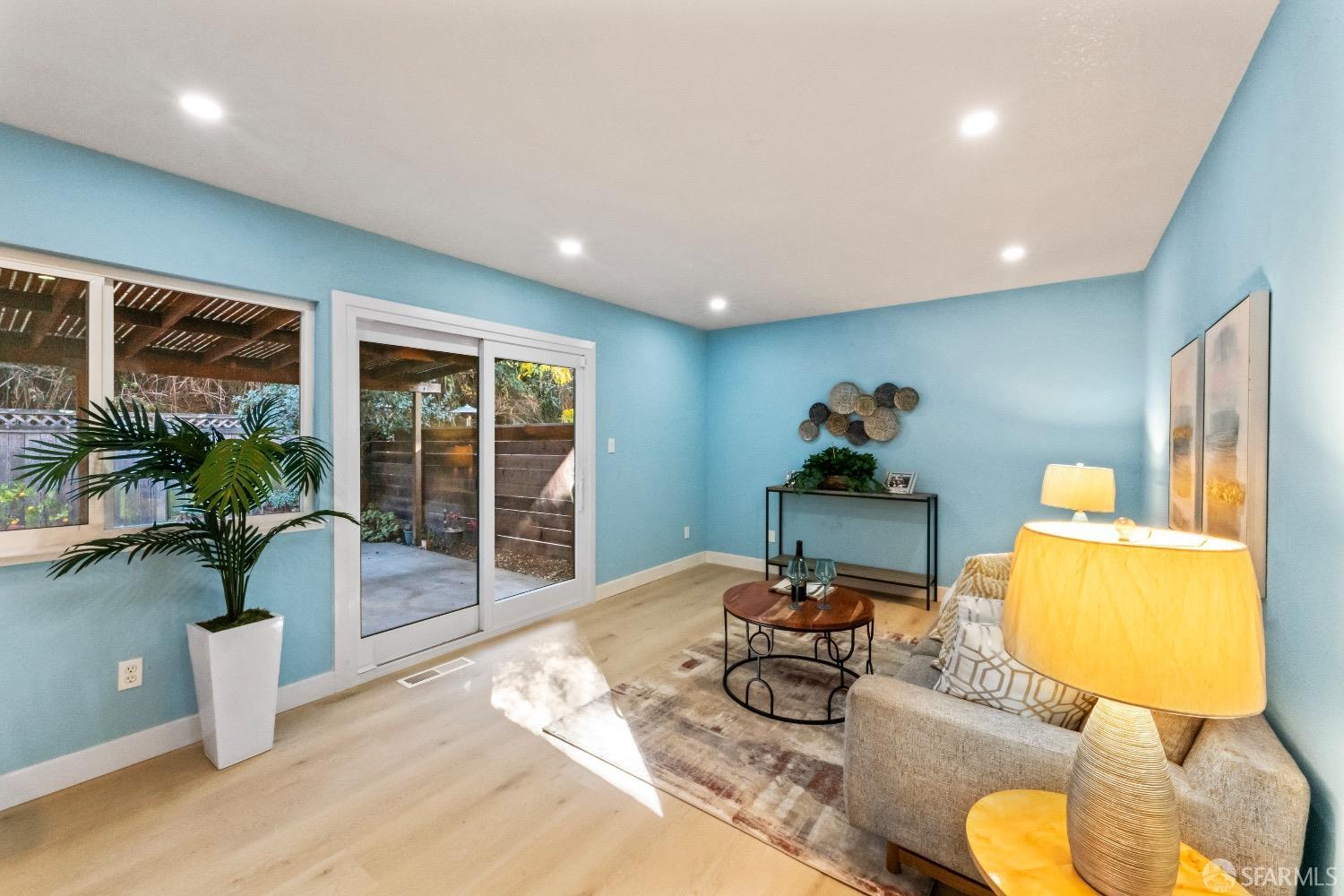 Detail Gallery Image 17 of 38 For 1259 Parkway Dr, Richmond,  CA 94803 - 4 Beds | 2/1 Baths