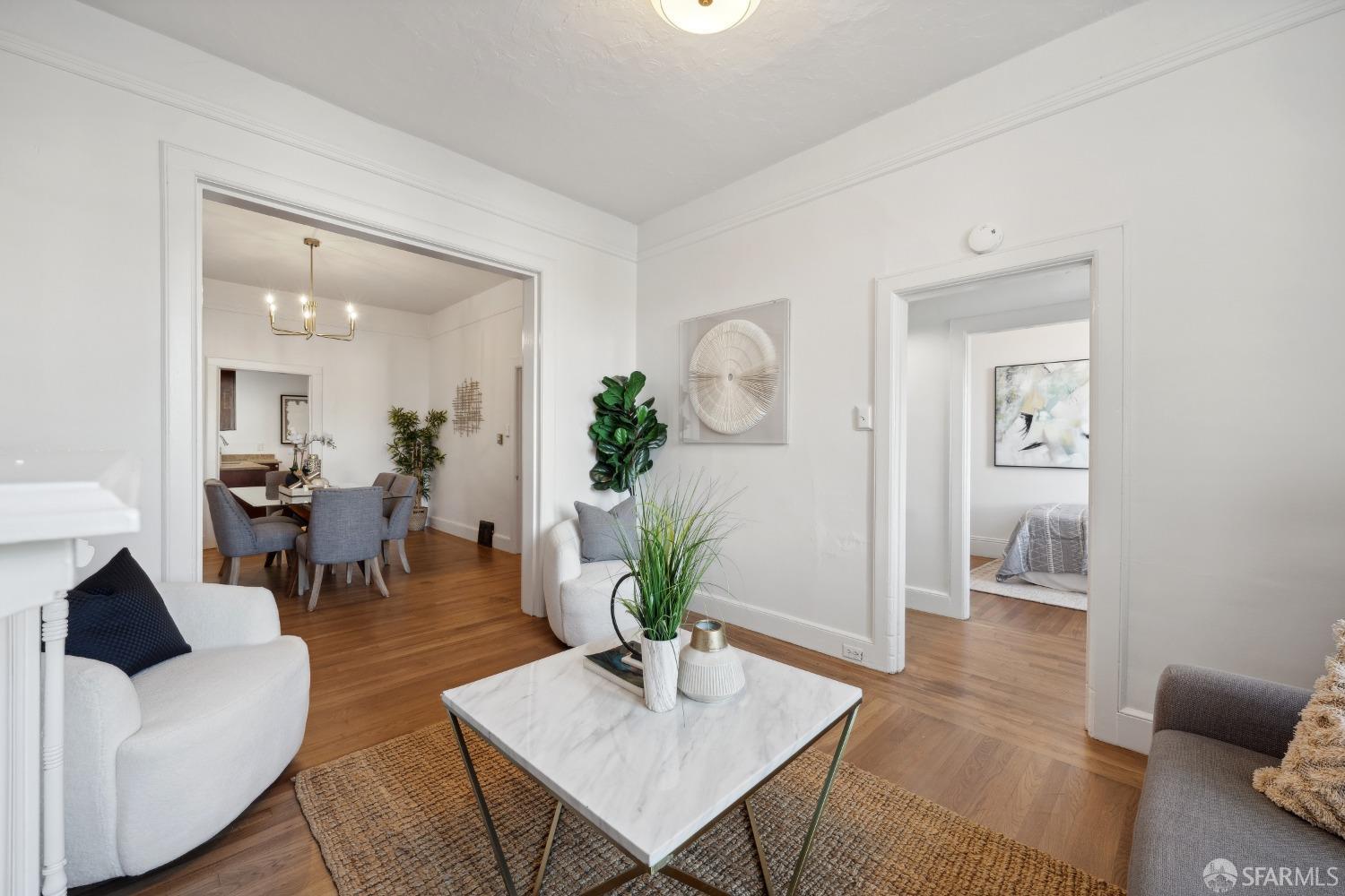 Detail Gallery Image 7 of 38 For 247 Cumberland St, San Francisco,  CA 94114 - 3 Beds | 2 Baths